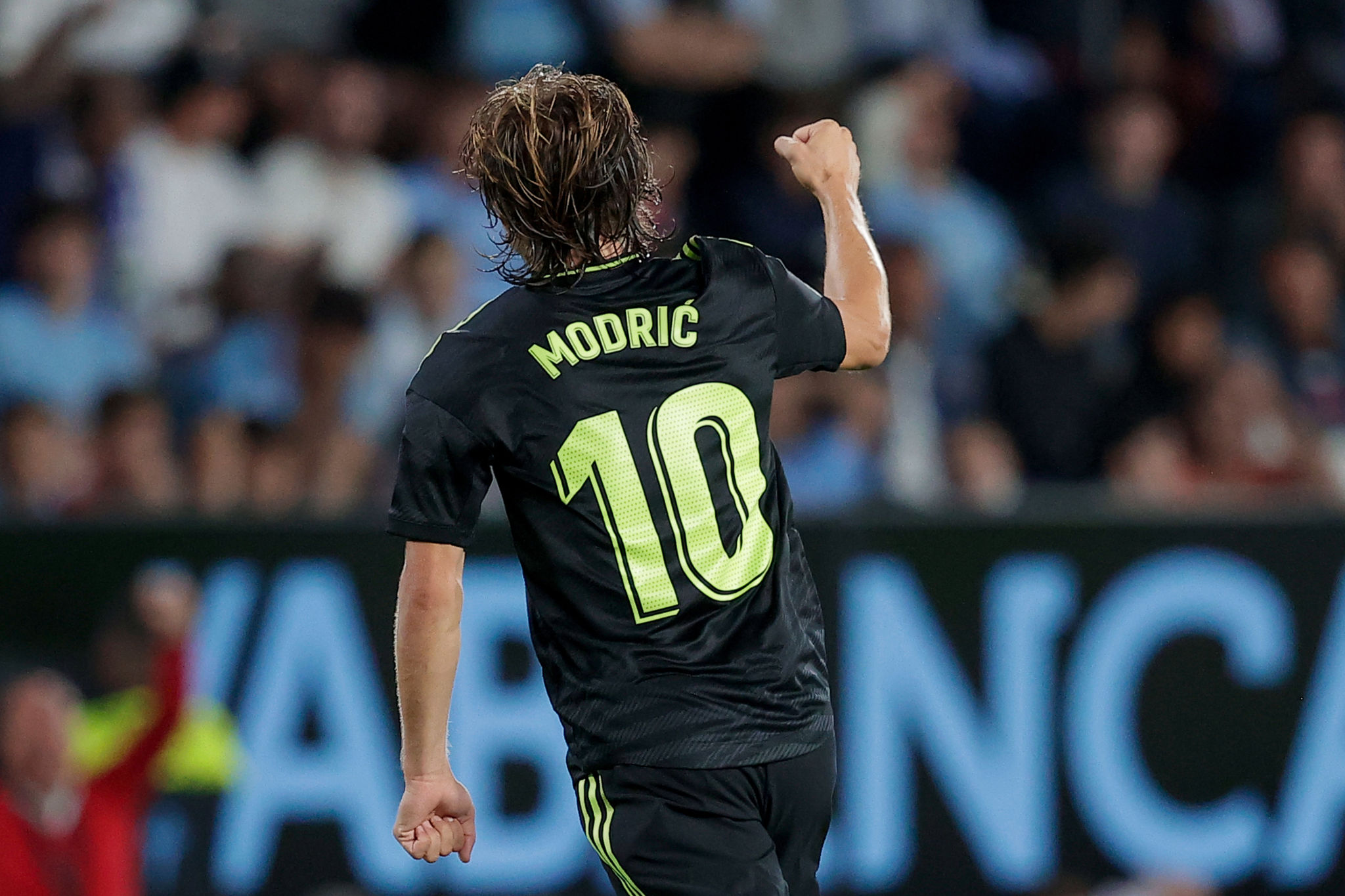 ảnh nền Luka Modric 0037