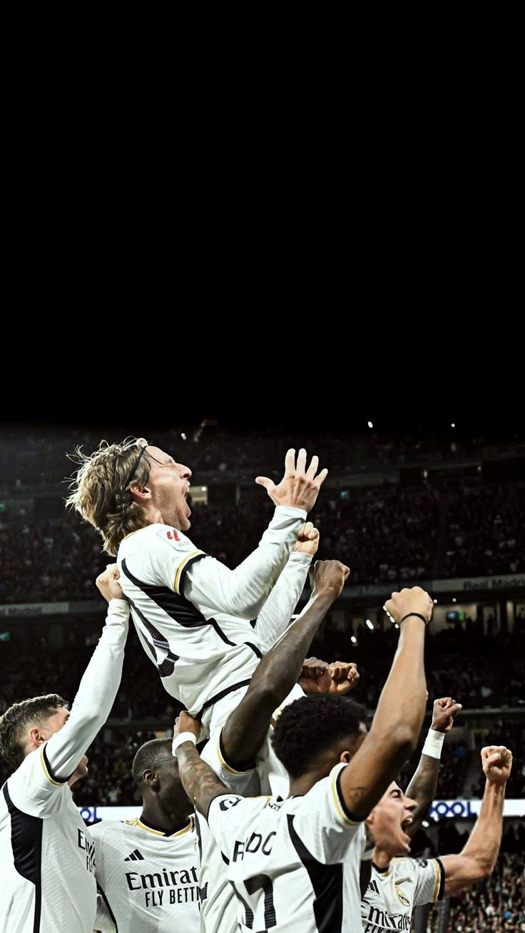 ảnh nền Luka Modric 0099