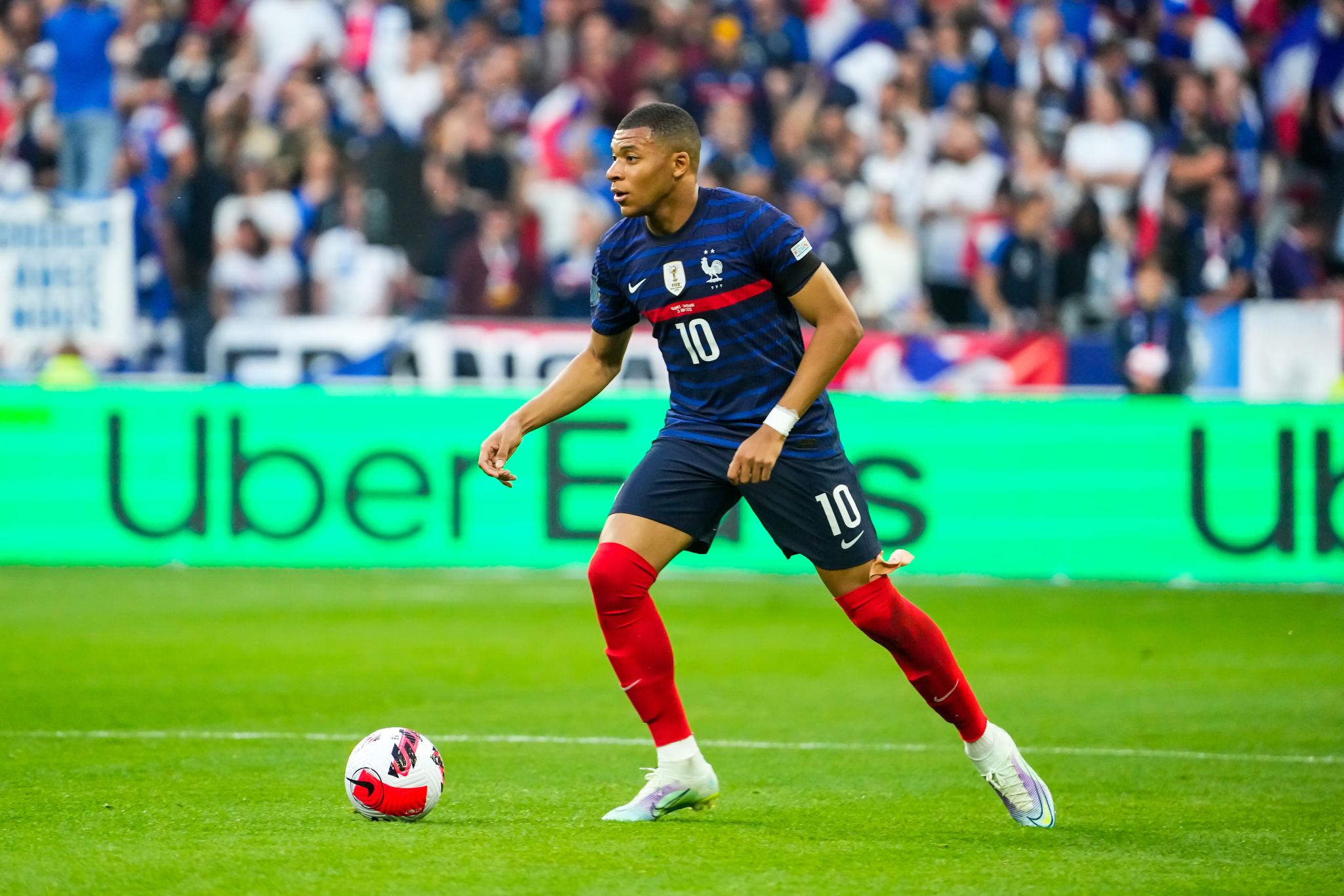 ảnh nền Mbappe 0077